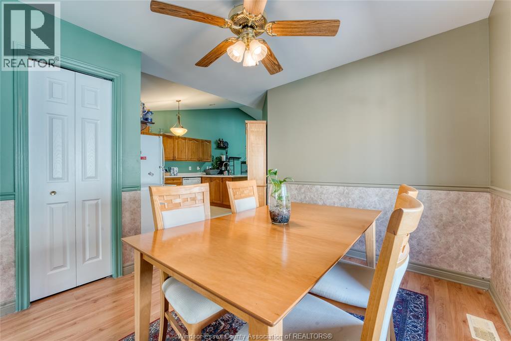 1583 CHATEAU AVENUE - 8