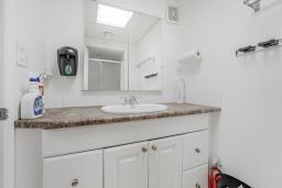 20406-20408 107 Ave Nw, Edmonton, AB T5S1W9 Photo 20
