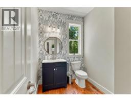 Entrance - 2995 Wild Rose Blvd, Nanoose Bay, BC V9P9E4 Photo 12