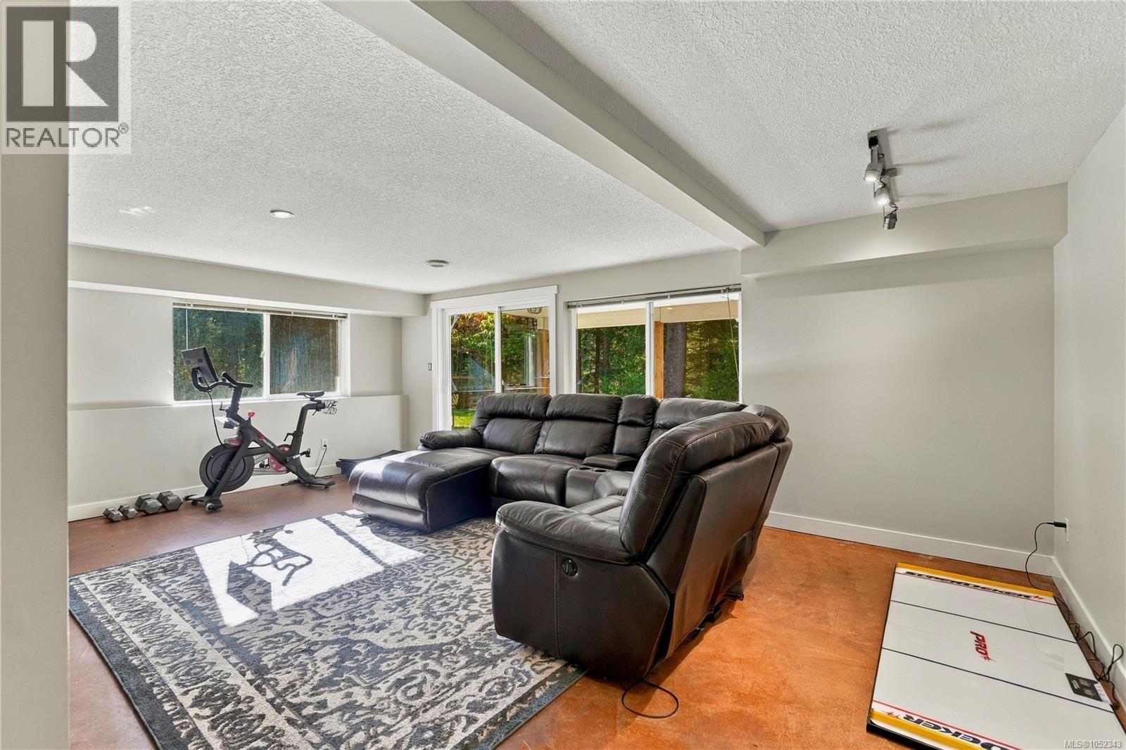 2995 Wild Rose Blvd - 28