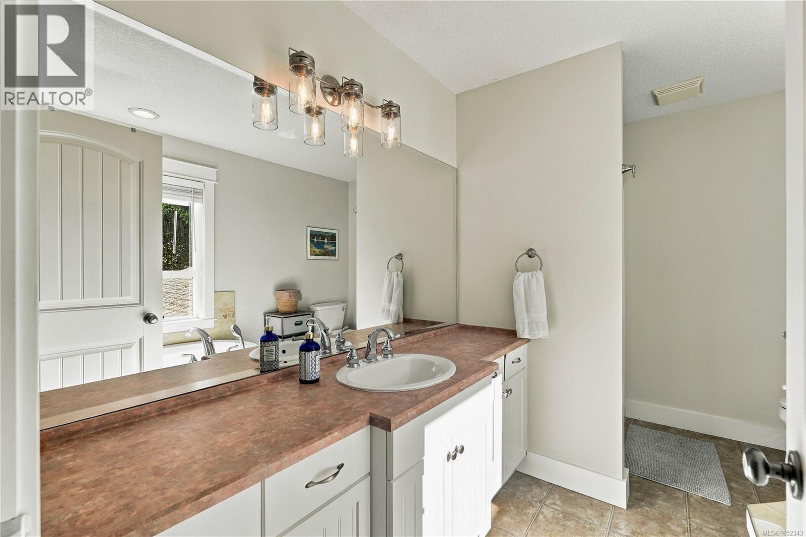 2995 Wild Rose Blvd - 17