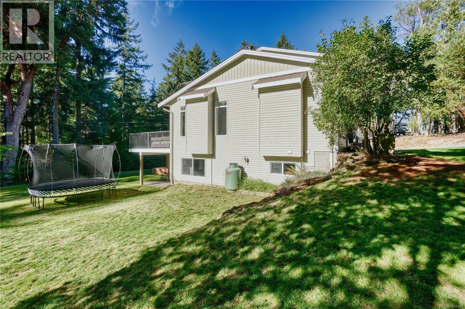 2995 Wild Rose Blvd - 33