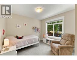 2995 Wild Rose Blvd, Nanoose Bay, BC V9P9E4 Photo 21