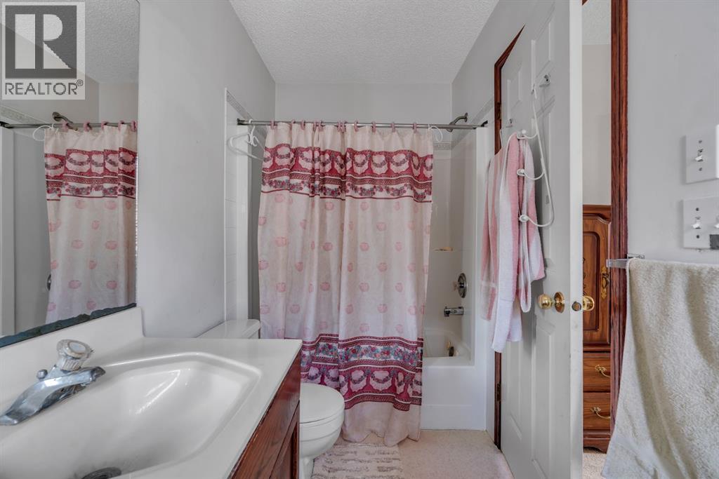863 Applewood Drive SE photo 23