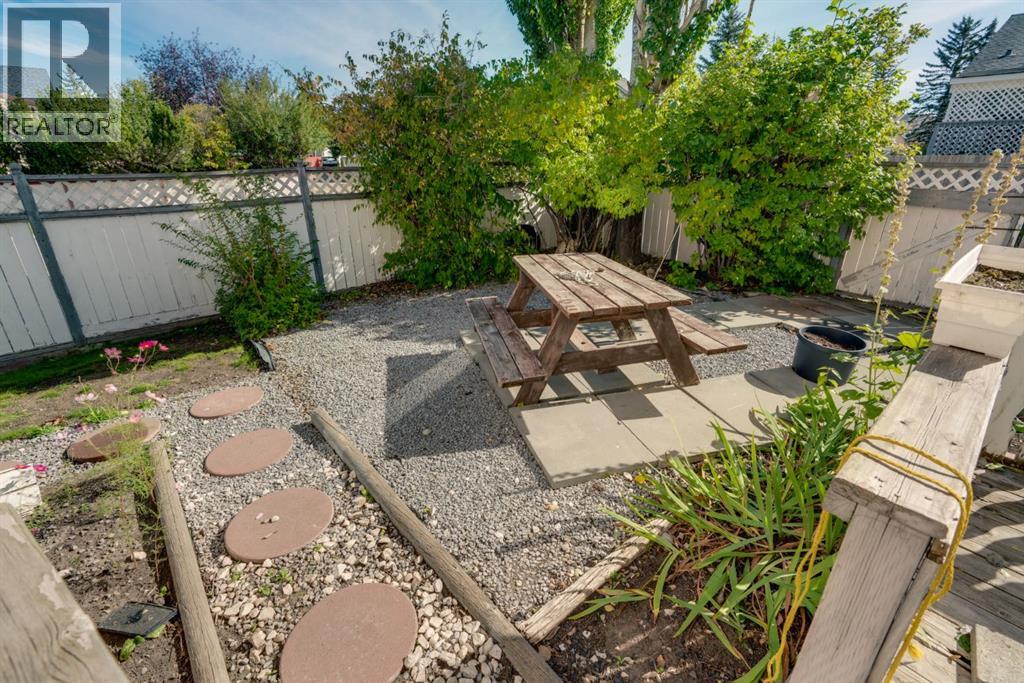 863 Applewood Drive SE photo 29
