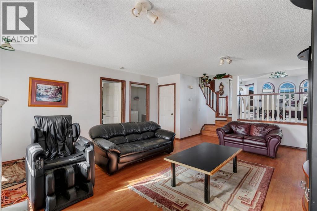 863 Applewood Drive SE photo 17