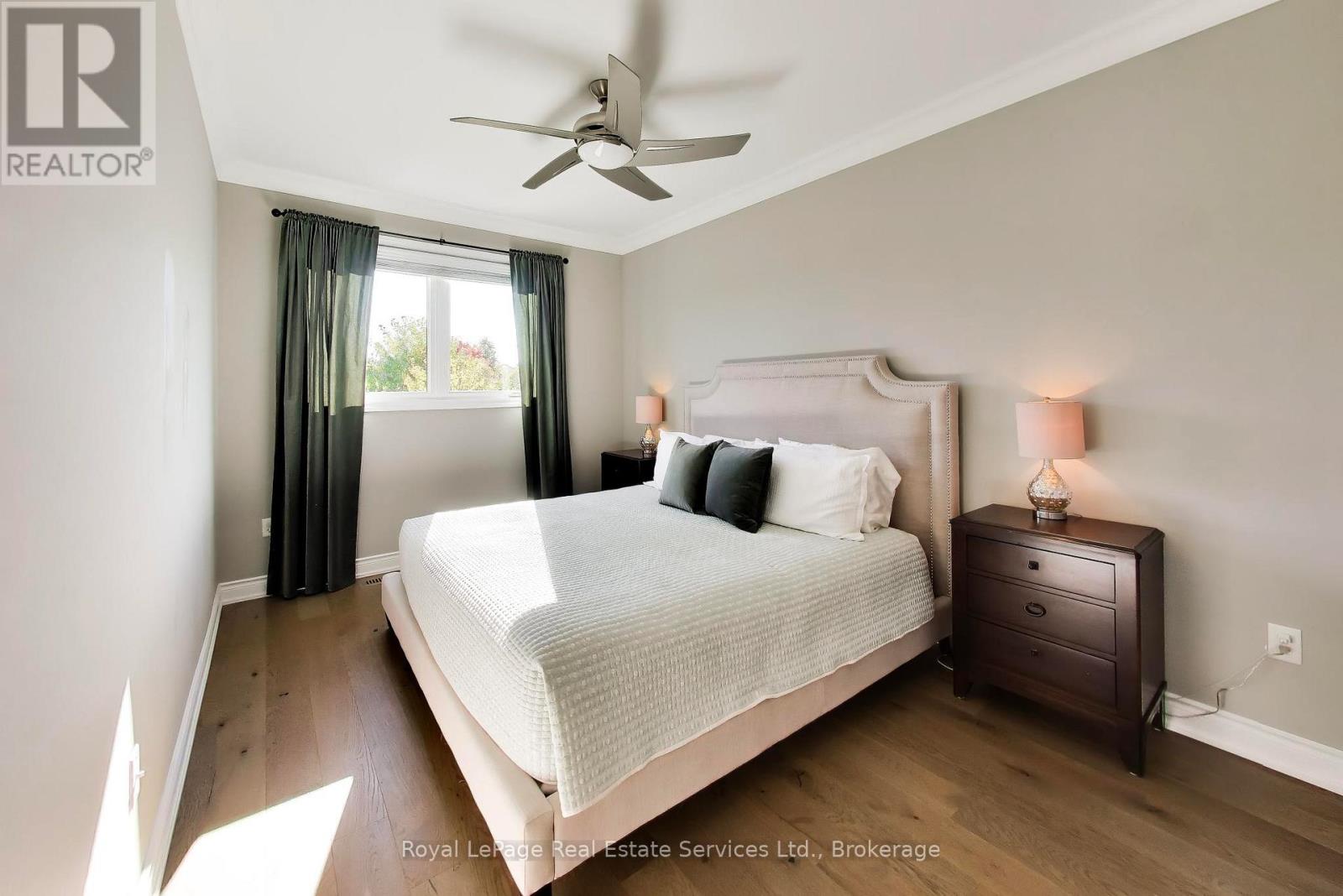 #29 4241 SARAZEN DRIVE - 14