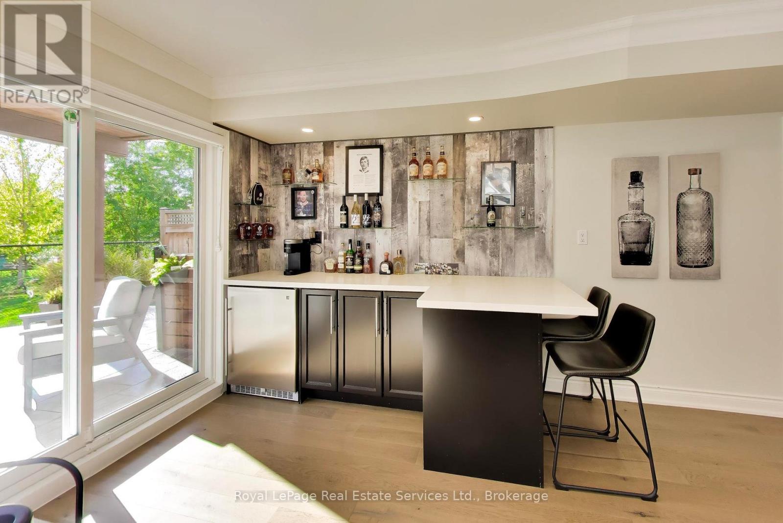 #29 4241 SARAZEN DRIVE - 20