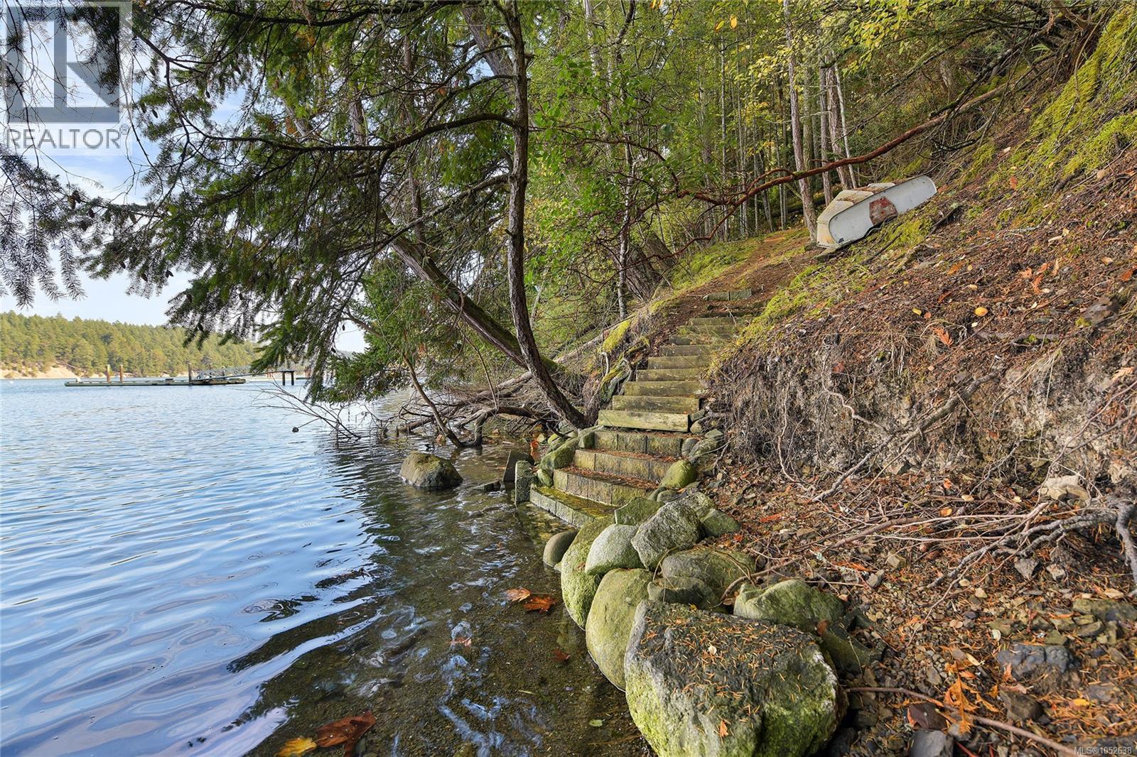 706 Horton Bay Rd - 2