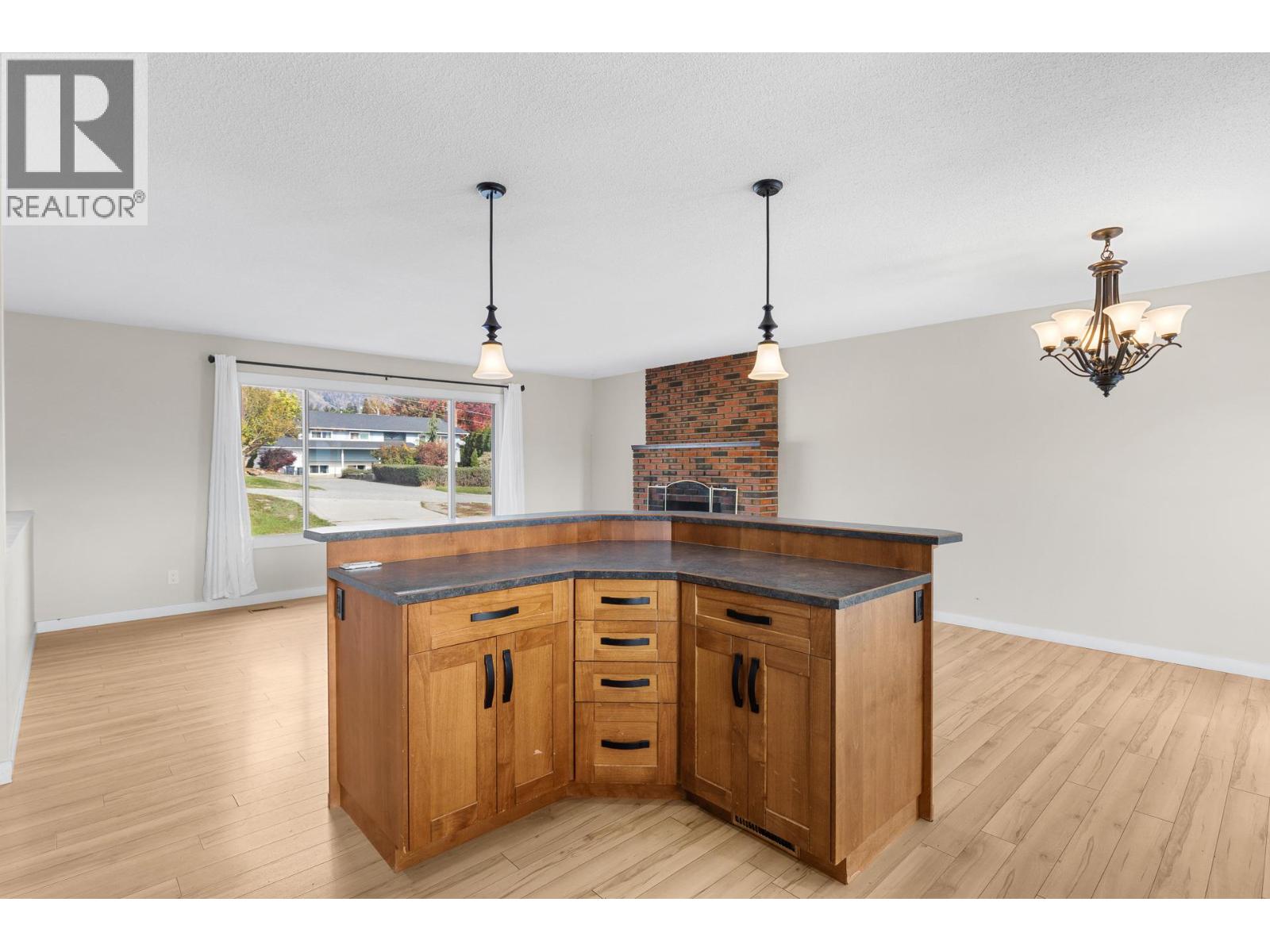 2582 Neufeld Crescent - 15