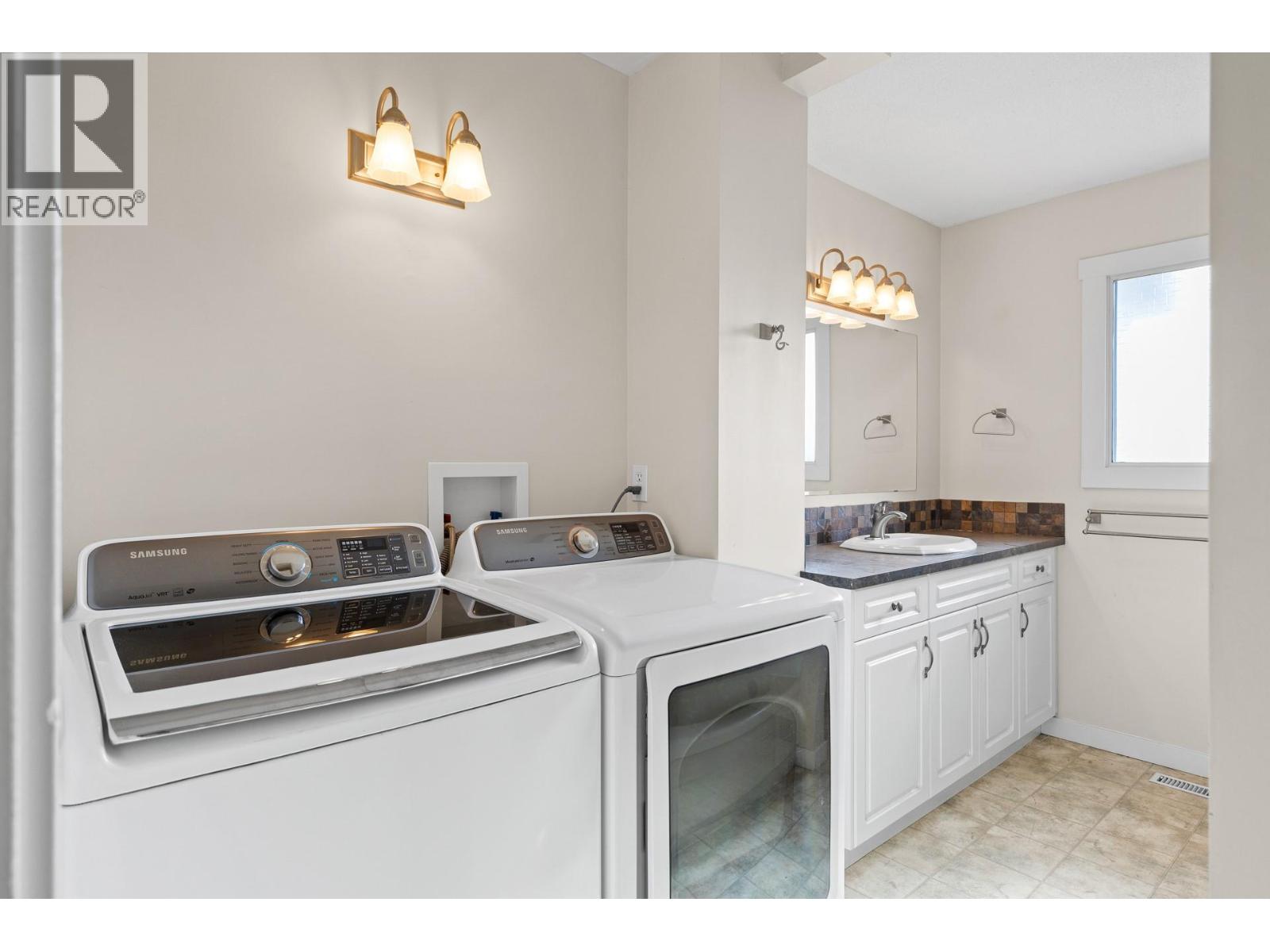 2582 Neufeld Crescent - 20
