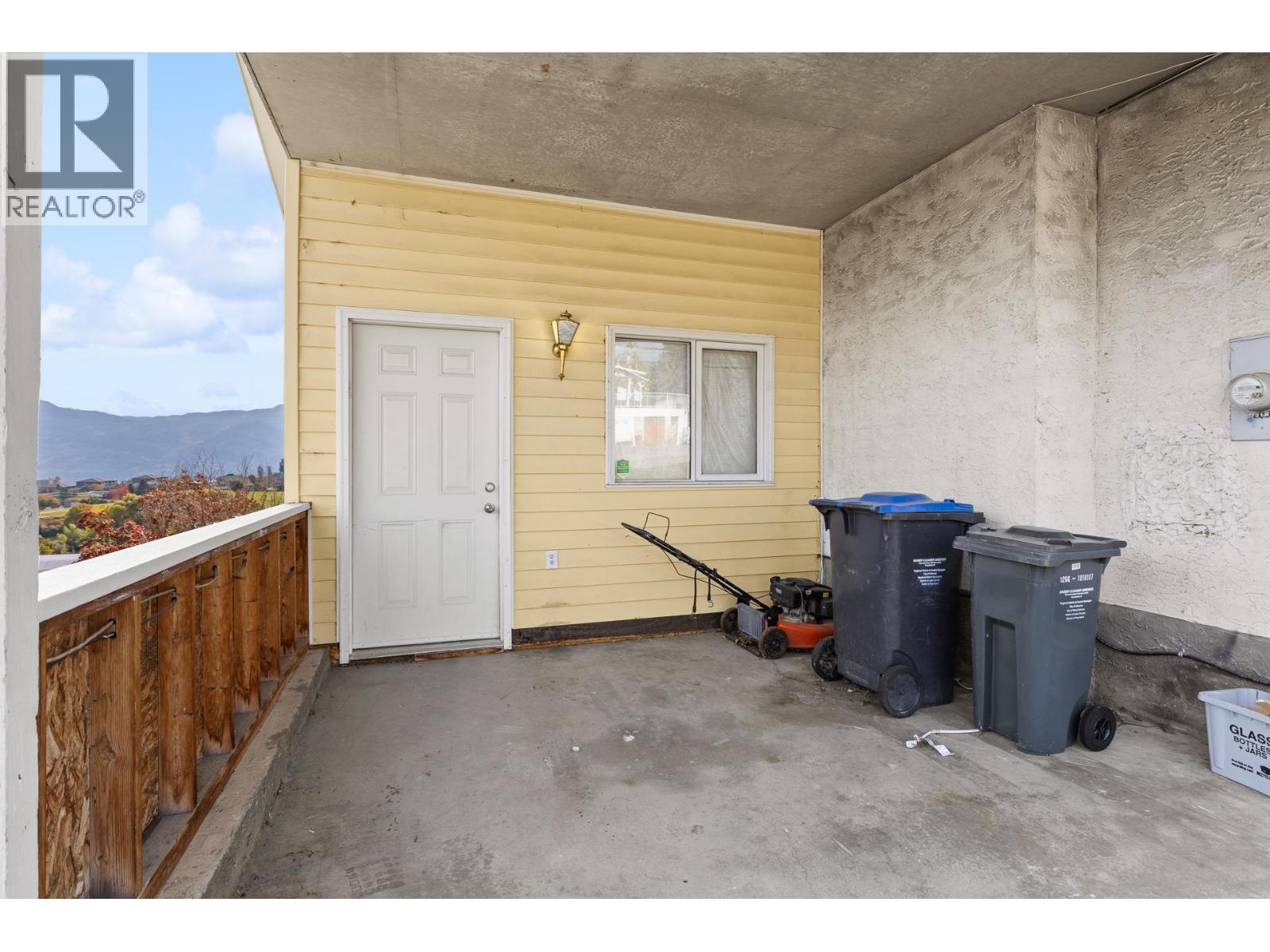 2582 Neufeld Crescent - 26