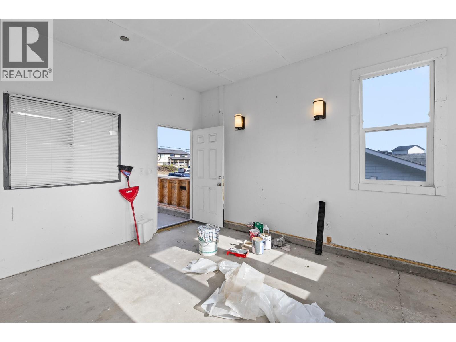 2582 Neufeld Crescent - 28