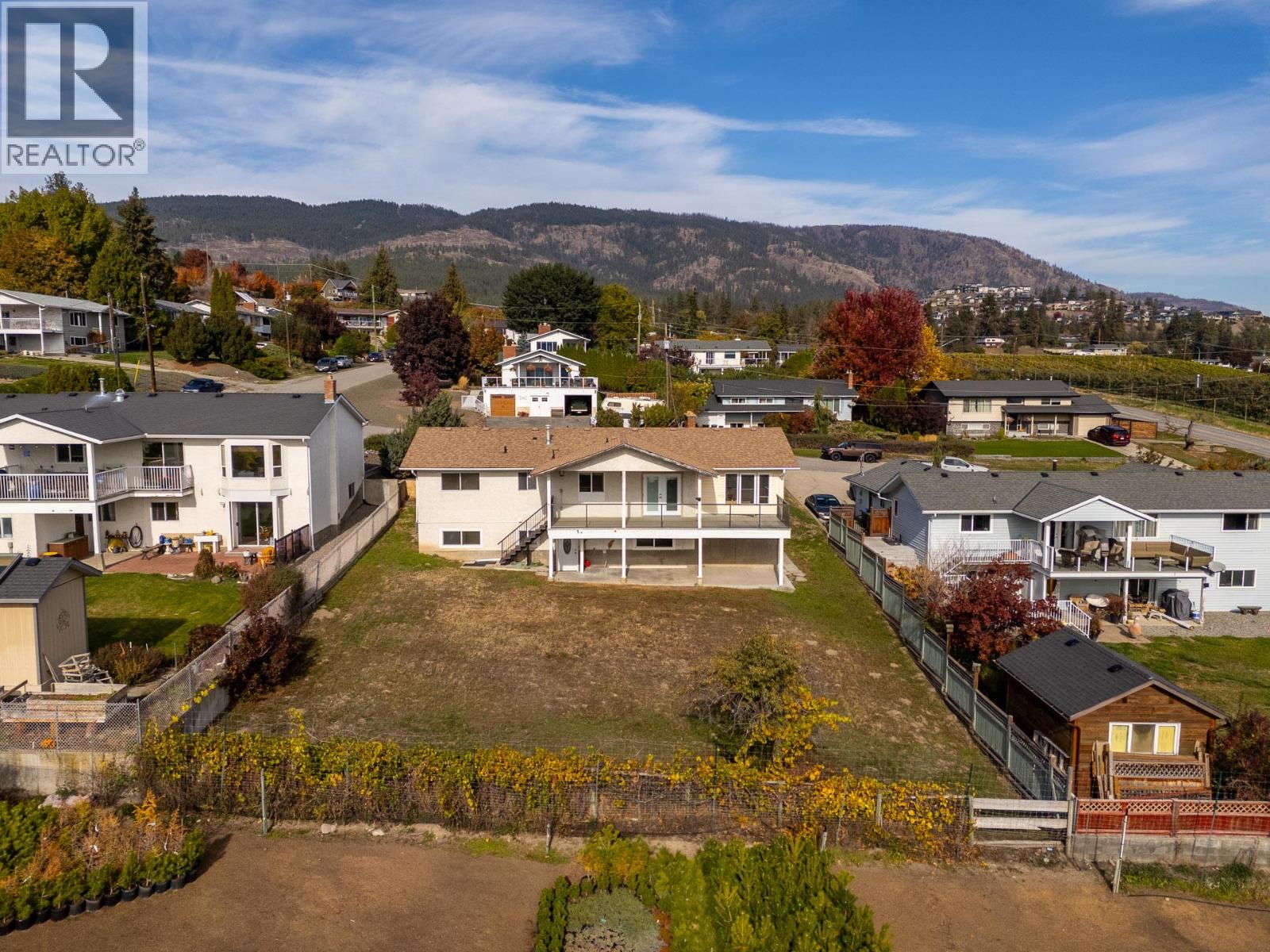  2582 Neufeld Crescent, West Kelowna