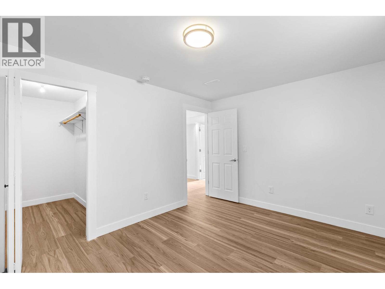 2582 Neufeld Crescent - 40