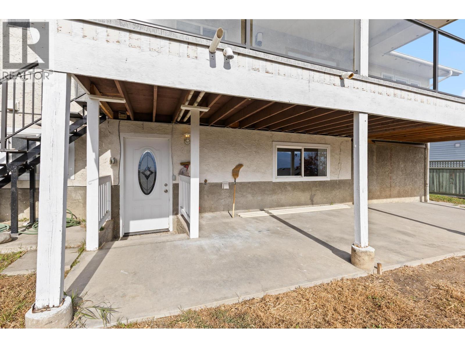2582 Neufeld Crescent - 42