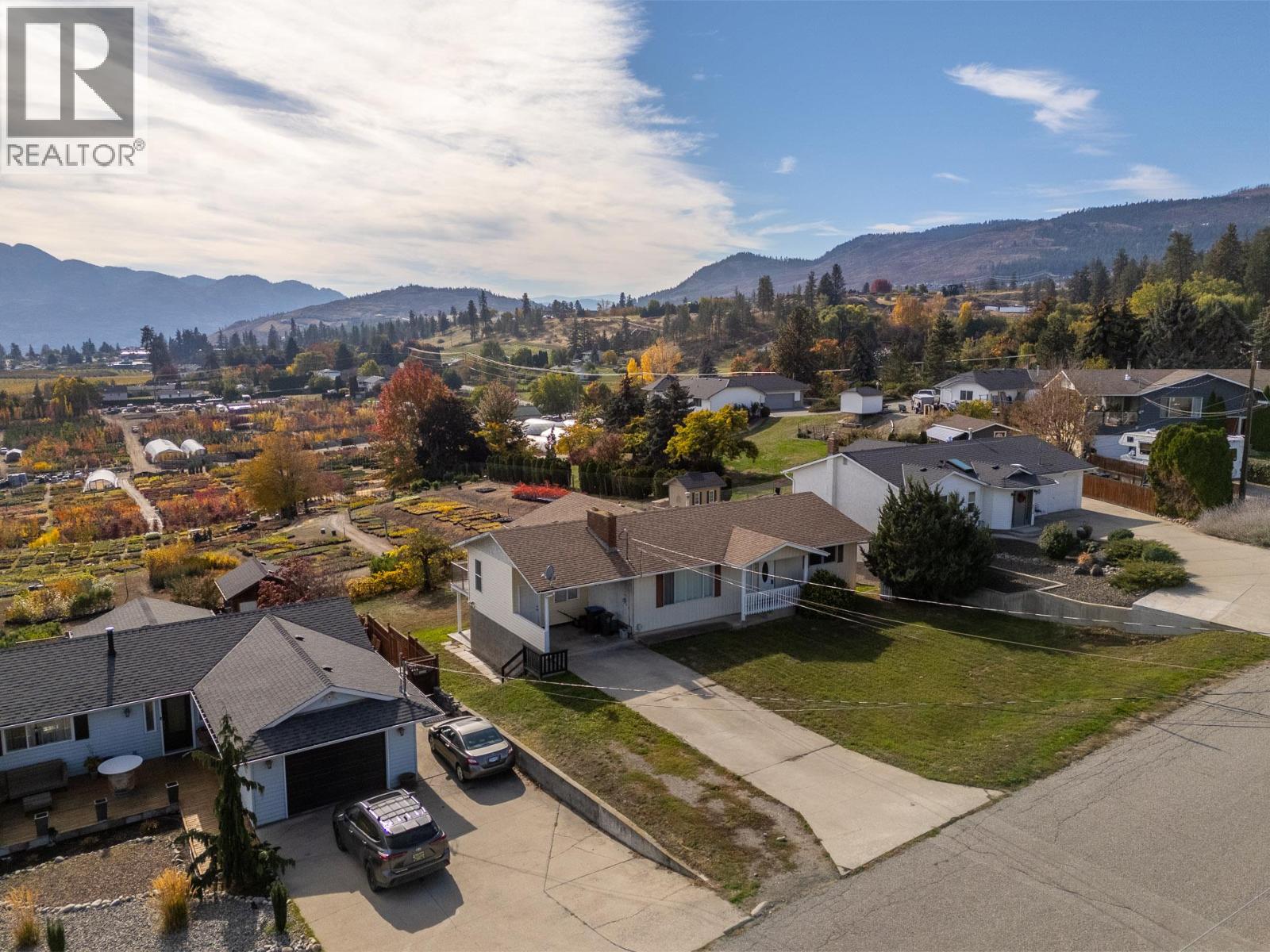2582 Neufeld Crescent - 64