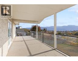 2582 Neufeld Crescent, West Kelowna, BC V4T1P2 Photo 16