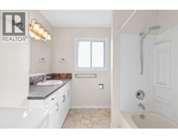 2582 Neufeld Crescent, West Kelowna, BC V4T1P2 Photo 21