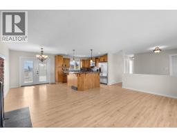 Foyer - 2582 Neufeld Crescent, West Kelowna, BC V4T1P2 Photo 9