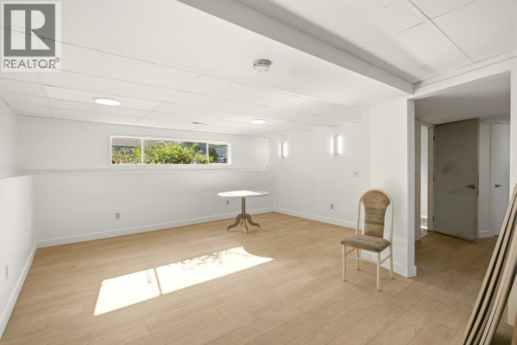 400 Monterey Road - 25