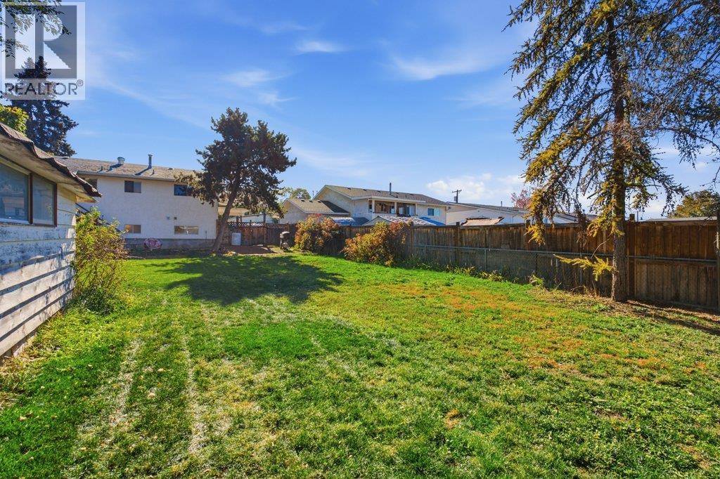400 Monterey Road - 27