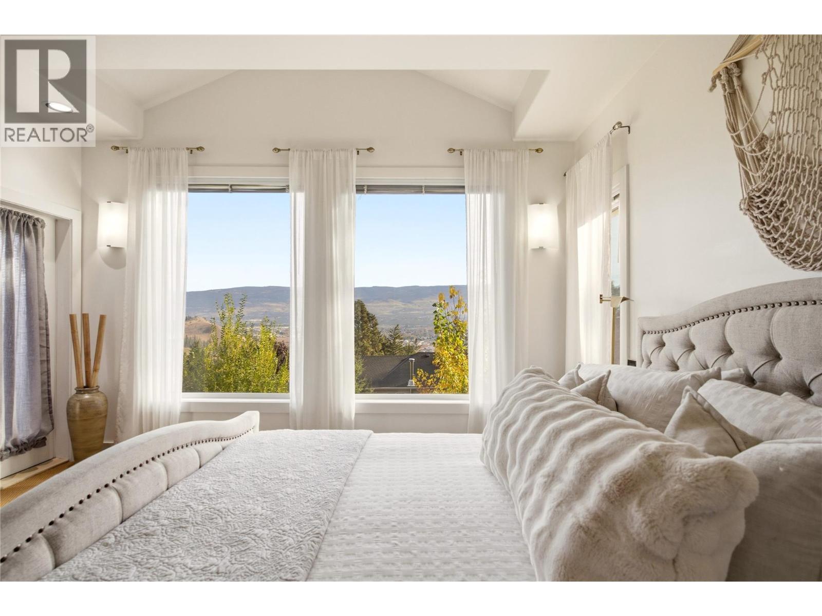 1030 Skeena Drive, Kelowna