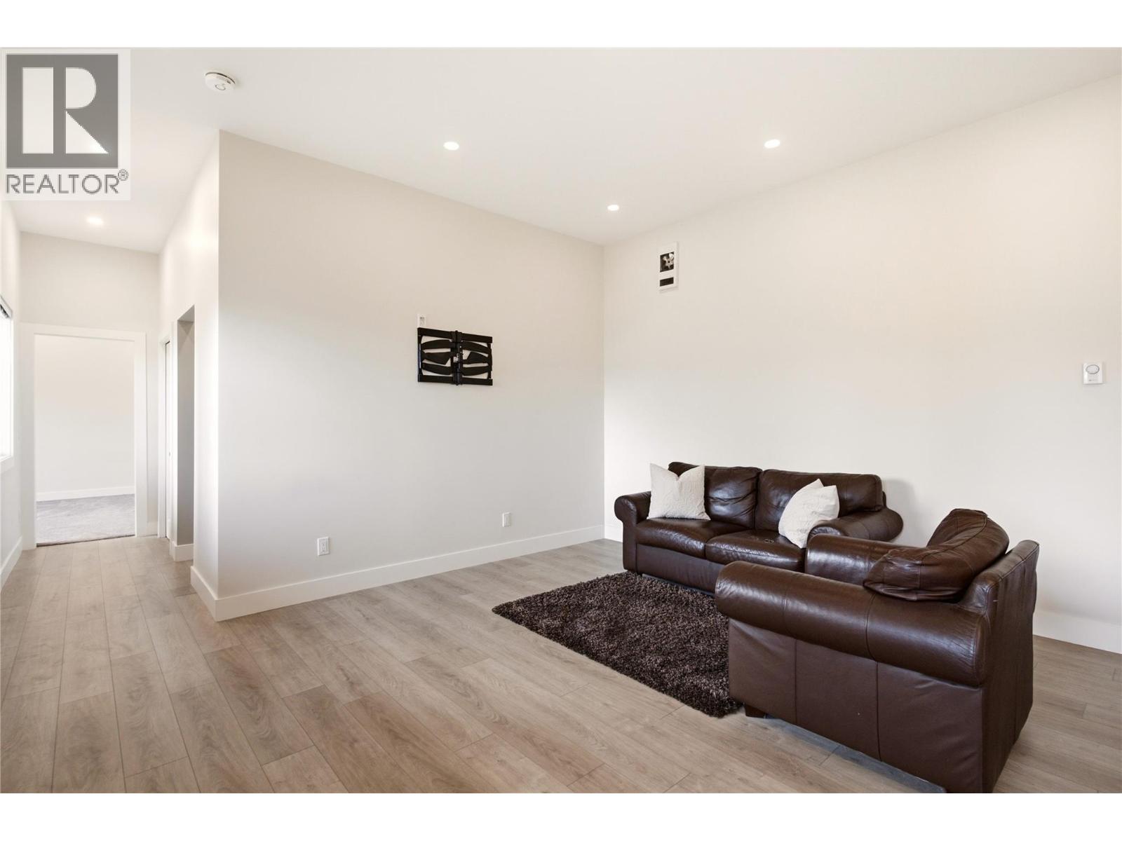 1030 Skeena Drive, Kelowna
