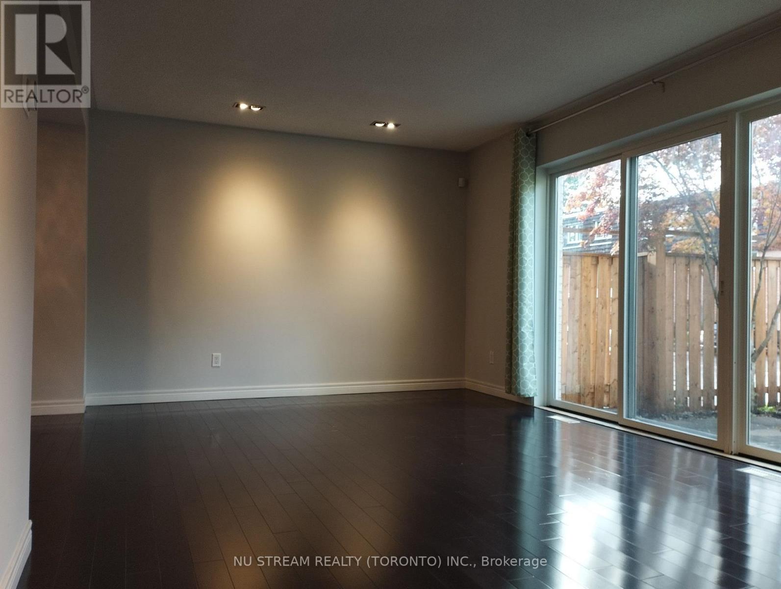 20 SCENIC MILL WAY, Toronto (St. Andrew-Windfields) — photo 2