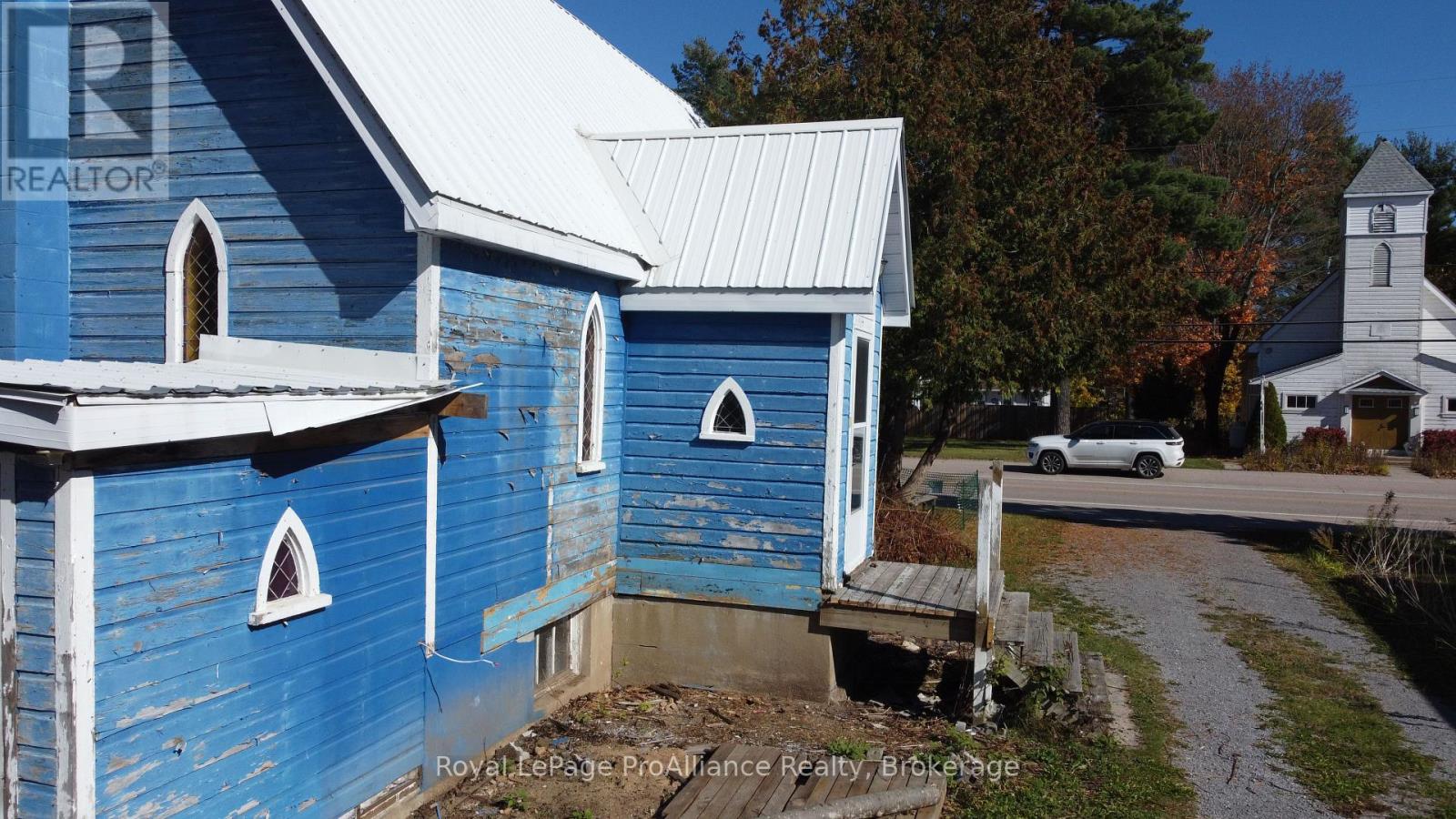 14184 Hwy 41, Addington Highlands, ON photo 2