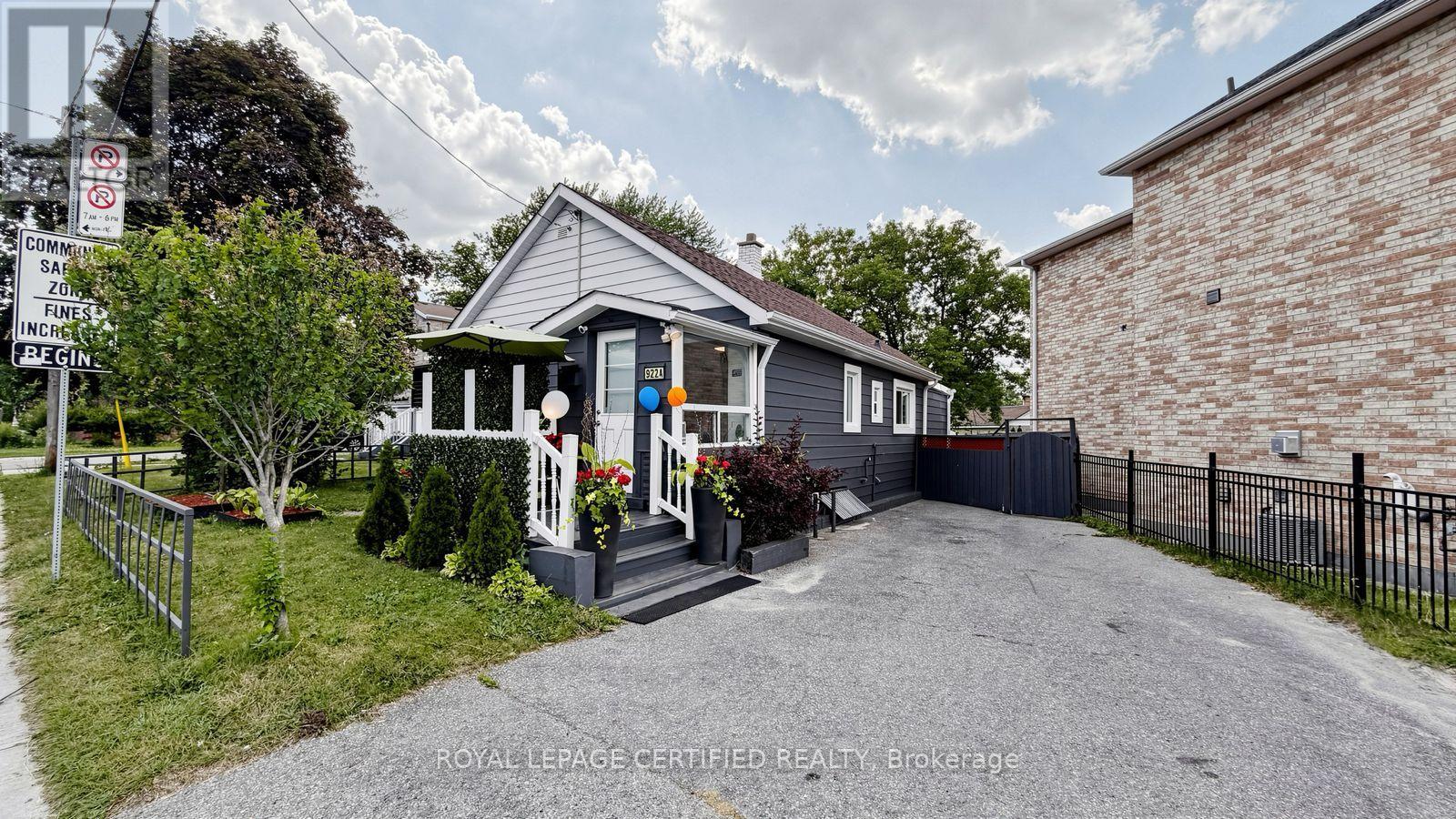 922A Danforth Road, Toronto, ON photo 3