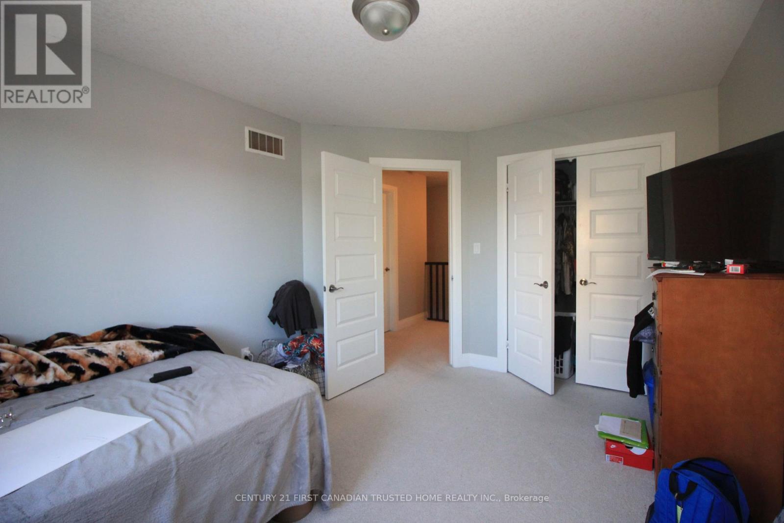 3 bedroom Single Family interior view, 6832 Vallas Circle, London South (South V), Ontario