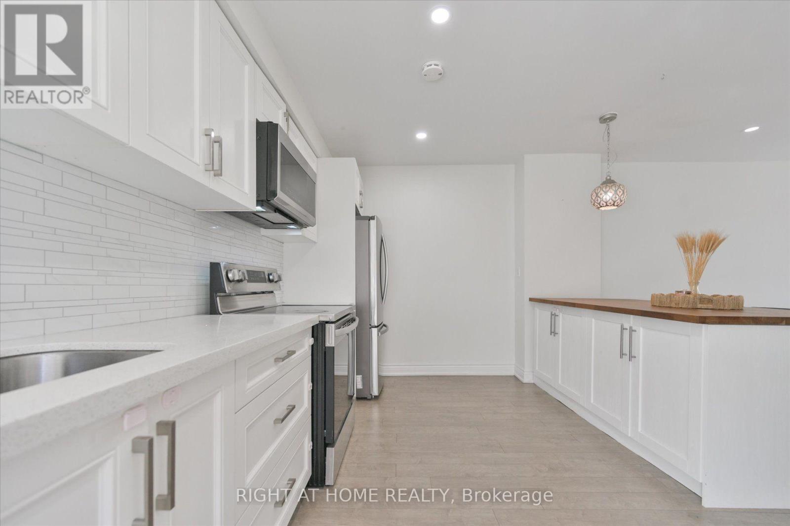 124 SPRINGHEAD GARDENS - 14