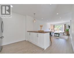 124 Springhead Gardens, Richmond Hill, ON L4C5C4 Photo 17