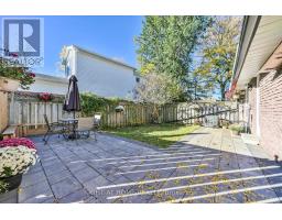 124 Springhead Gardens, Richmond Hill, ON L4C5C4 Photo 33