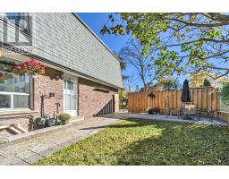 124 Springhead Gardens, Richmond Hill, ON L4C5C4 Photo 34