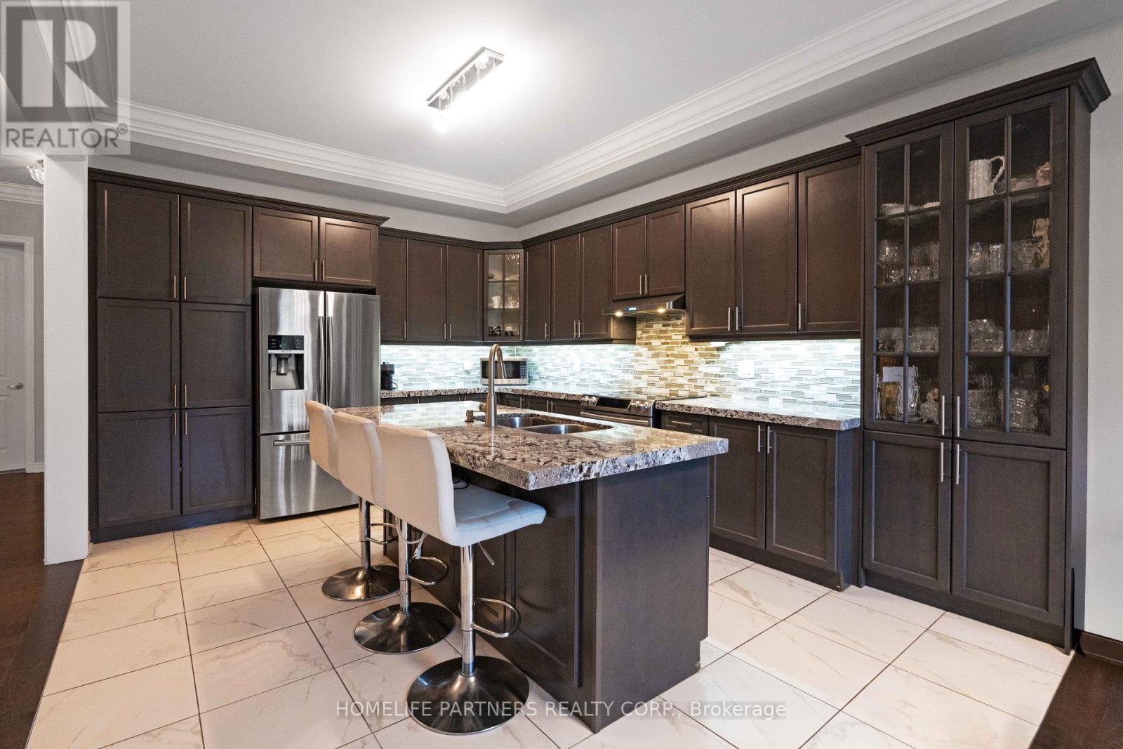 88 Inverness Way, Bradford West Gwillimbury photo 10