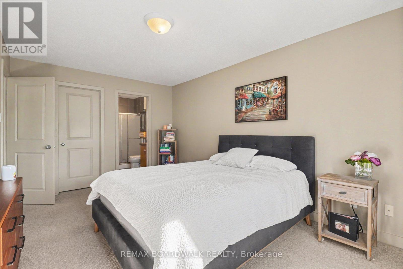 Primary with Ensuite