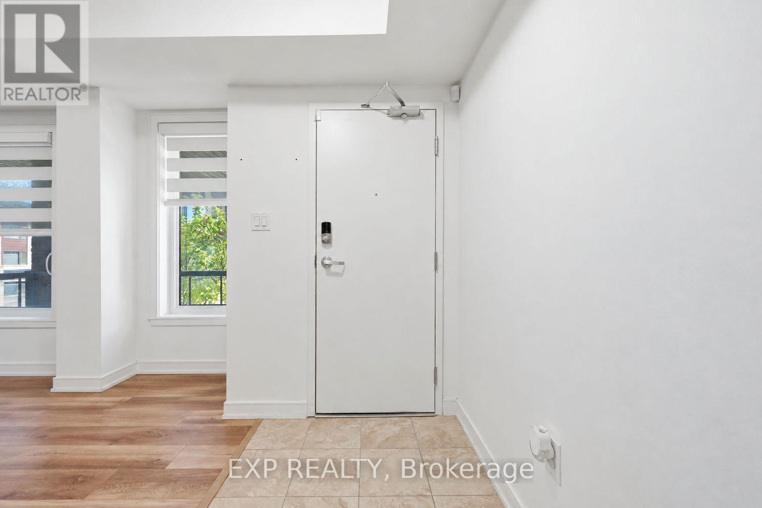 21 Magnolia Lane, Barrie photo 6