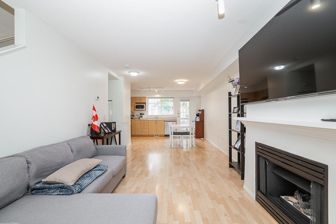 Photo of 85 8775 161 STREET 10