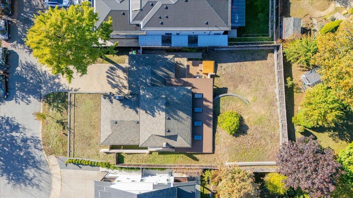 Photo of 18143 57A AVENUE 5