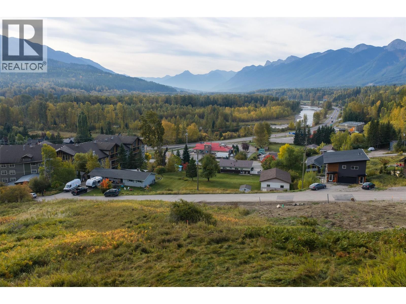 1653 Mcleod Avenue - 28