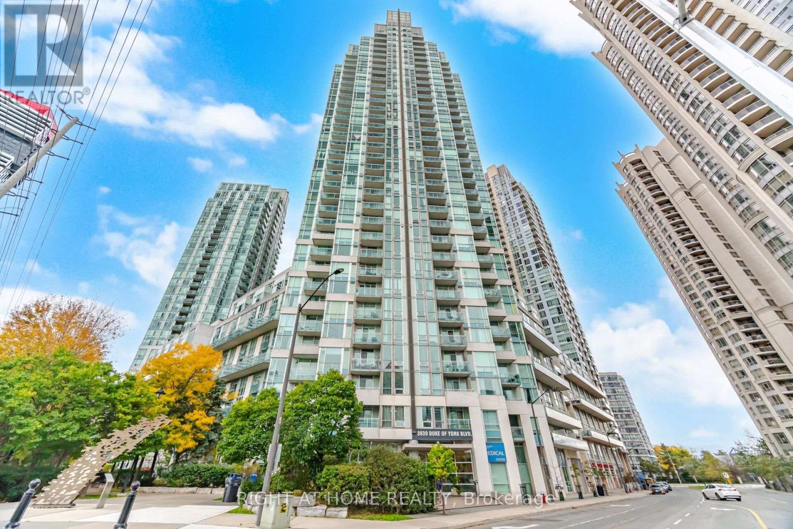 604- 3939 Duke of York Boulevard, Mississauga, ON photo 3