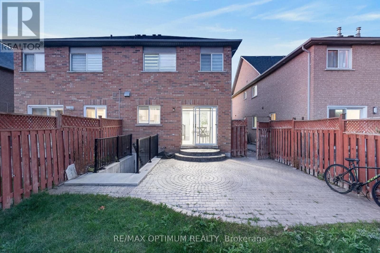 120 Zia Dodda Crescent, Brampton, ON photo 44