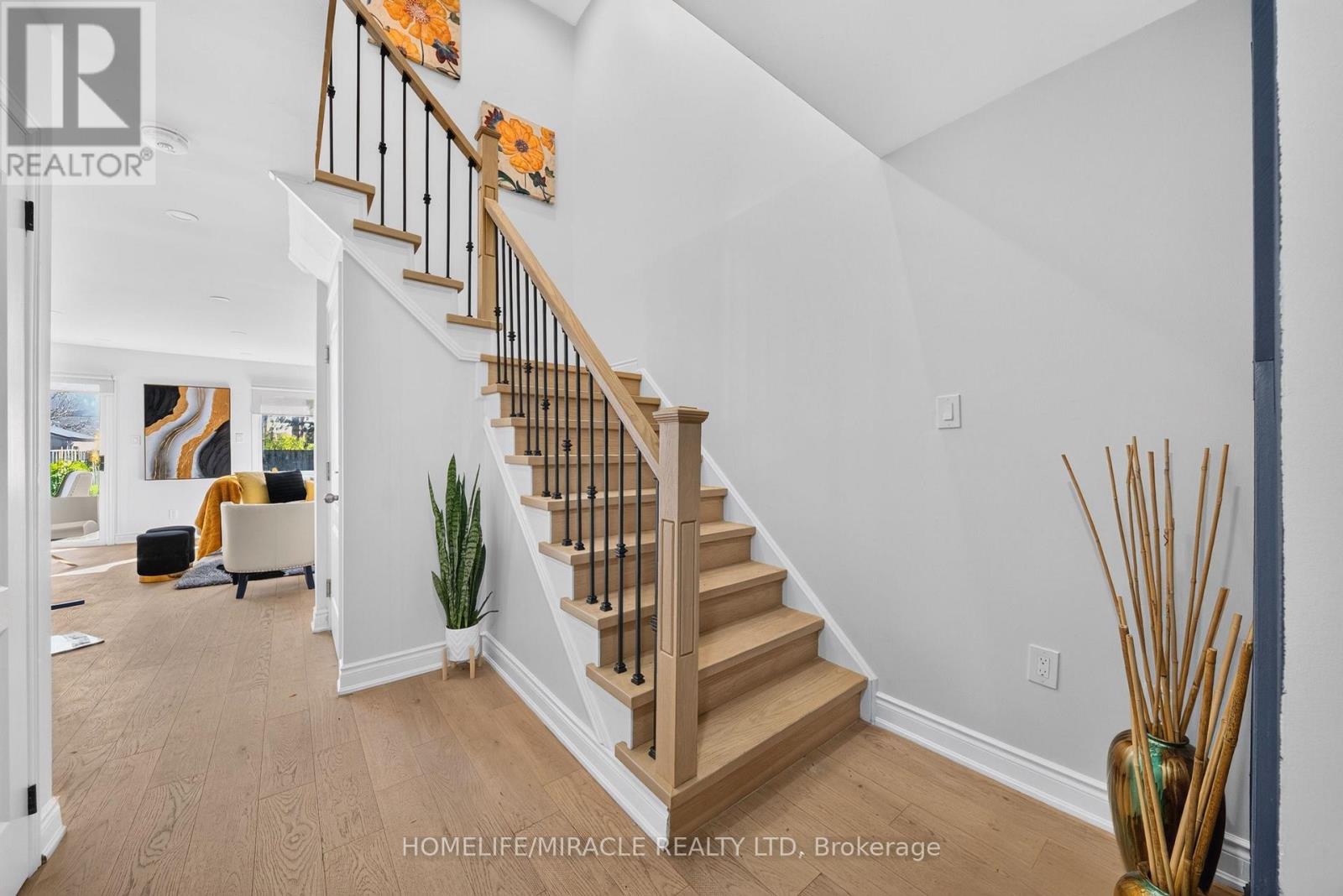 3034 RUNCORN ROW - 18