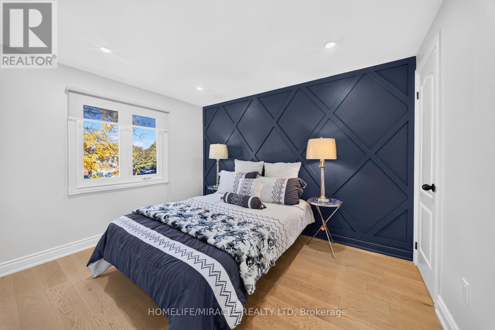 3034 RUNCORN ROW - 23
