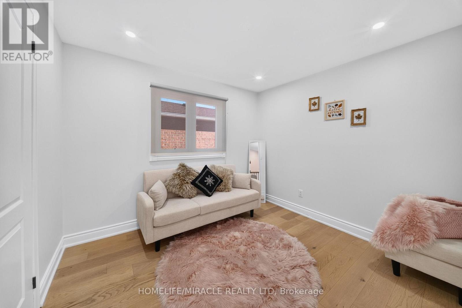 3034 RUNCORN ROW - 32