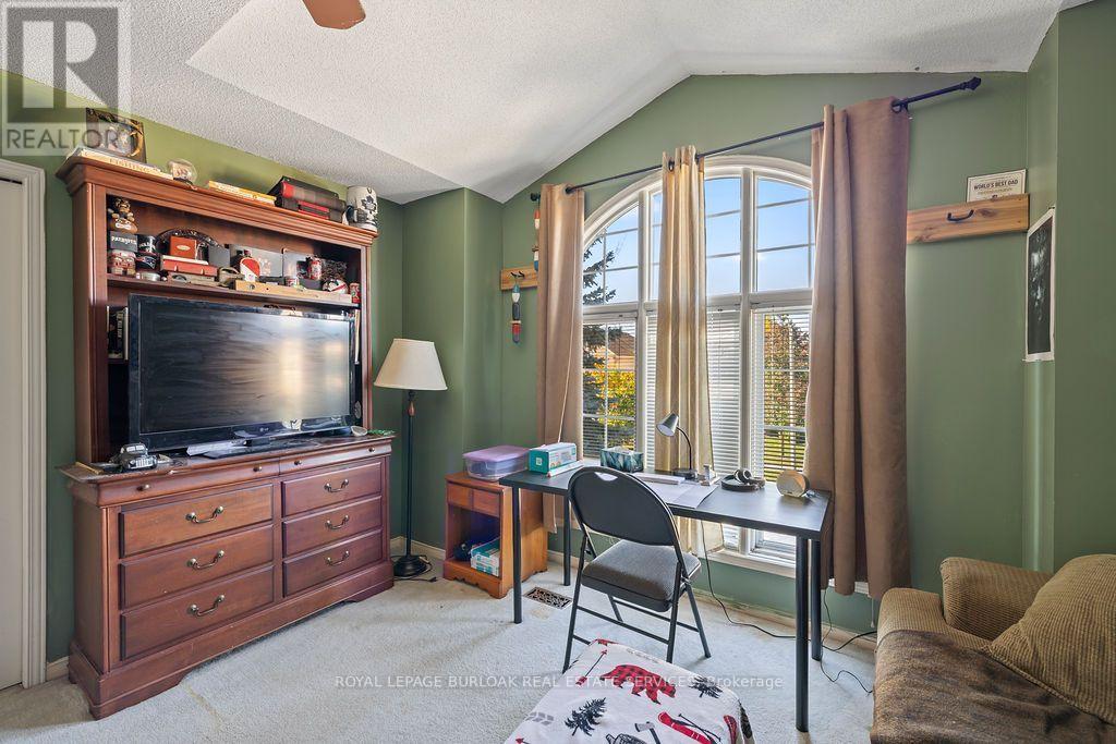 4114 Pincay Oaks Lane, Burlington, ON photo 20