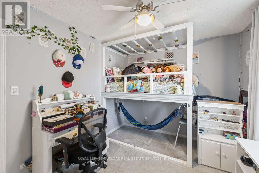 4114 Pincay Oaks Lane, Burlington, ON photo 23