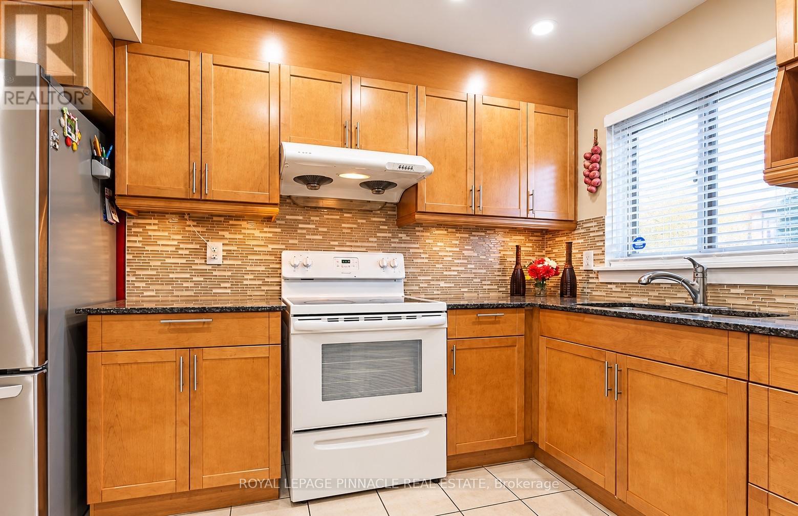 88 Fleetwood Crescent, Brampton, ON photo 8